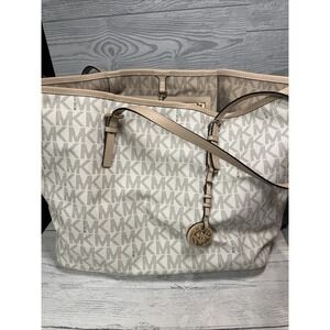 Michael Kors Authentic White/Tan Monogram Large Tote Bag Classic Bag